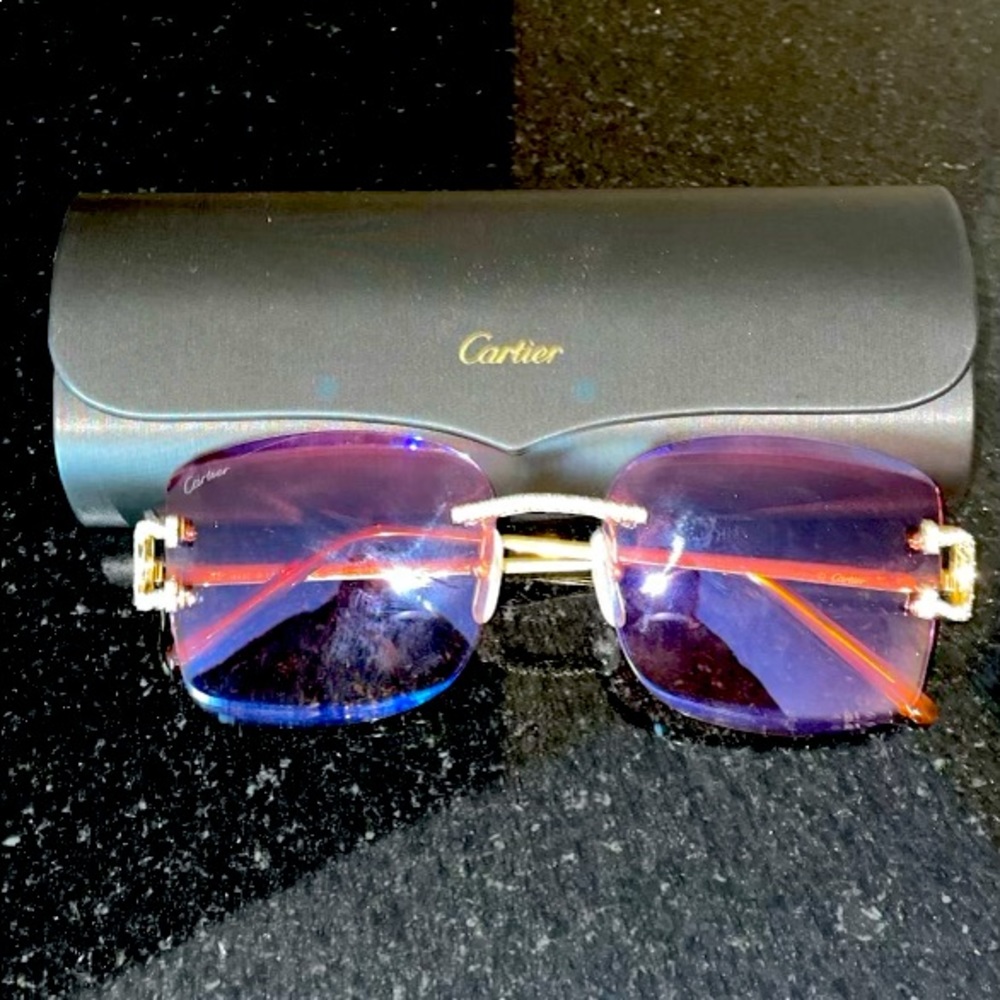 1000% Authentic Cartier Glasses/ VS1 Diamonds